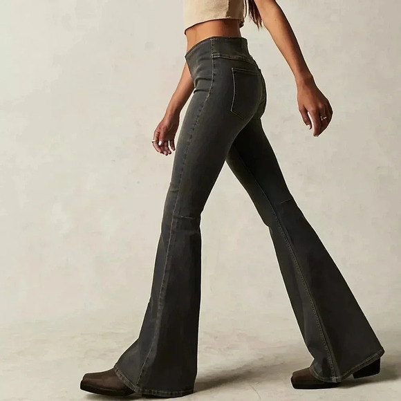 Free People Denim - Free People Pull-On Flare Jeans High Rise Bell Bottoms Grey Boho Retro Chic 27